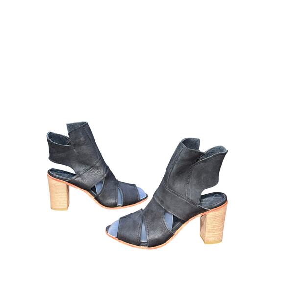 Free People Effie Black Leather Peep Toe Heel Booties size 38 euro - Picture 1 of 9